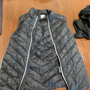 GAP Black Puffer Vest
